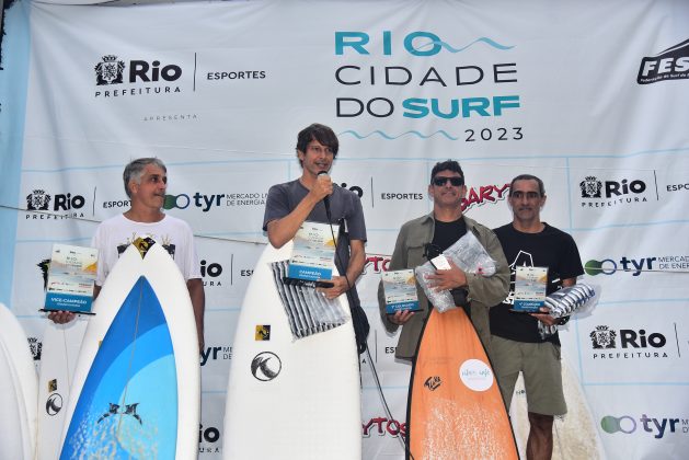 Pódio da categoria Grand Kahuna, Rio Cidade do Surf, etapa da Prainha, Rio de Janeiro. Foto: Nelson Veiga.
