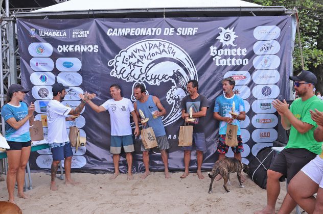 Campeonato de Surf Comunidades Tradicionais, Praia do Bonete, Ilhabela (SP). Foto: Munir El Hage.