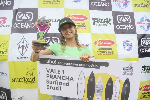 Valentina Zanoni, Circuito Surf Talentos 2023, Praia da Joaquina, Florianópolis (SC). Foto: Márcio David.