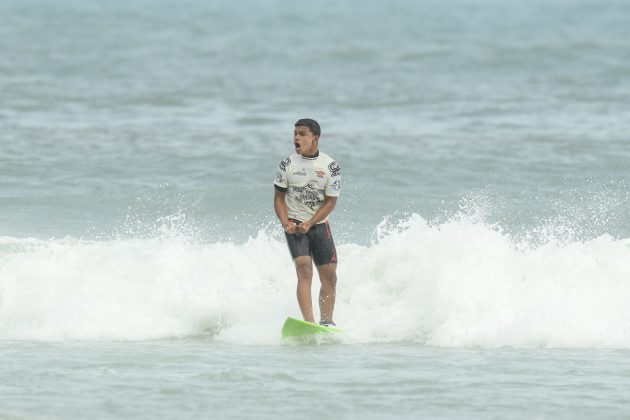 Yuri Gabriel, Circuito Surf Talentos 2023, Praia da Joaquina, Florianópolis (SC). Foto: Márcio David.