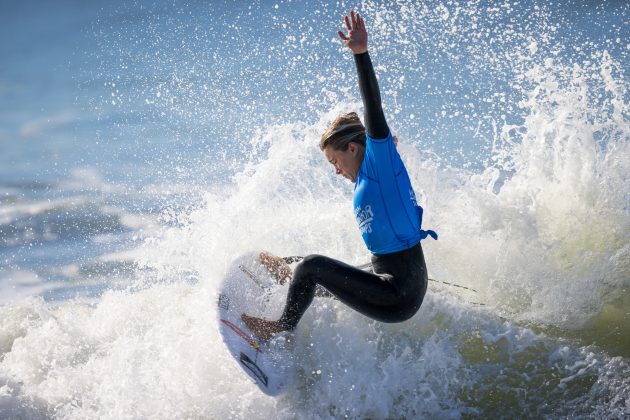 Laura Raupp, World Junior Championships, Oceanside, Califórnia (EUA). Foto: WSL / Kenny Morris.