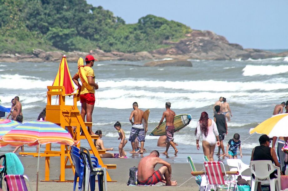45% dos afogamentos anuais no Brasil ocorrem no verão.