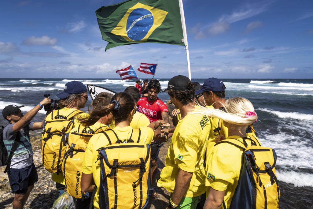 Equipe brasileira reunida em Porto Rico.