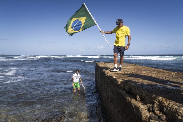 Time Brasil, ISA World Surfing Games 2024, Arecibo, Porto Rico. Foto: ISA / Sean Evans.