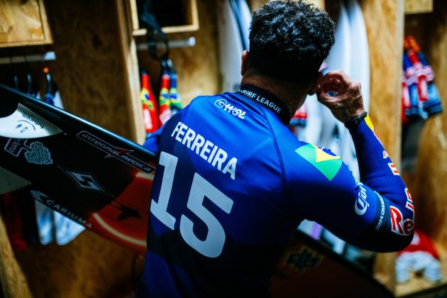 Italo Ferreira, MEO Pro Portugal 2024, Supertubos, Peniche. Foto: WSL / Thiago Diz.