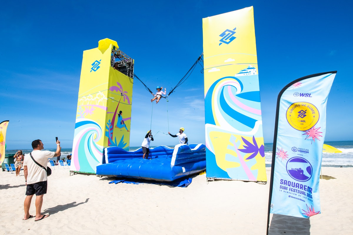 Surfe elástico é uma das atrações para o público do Circuito Banco do Brasil.