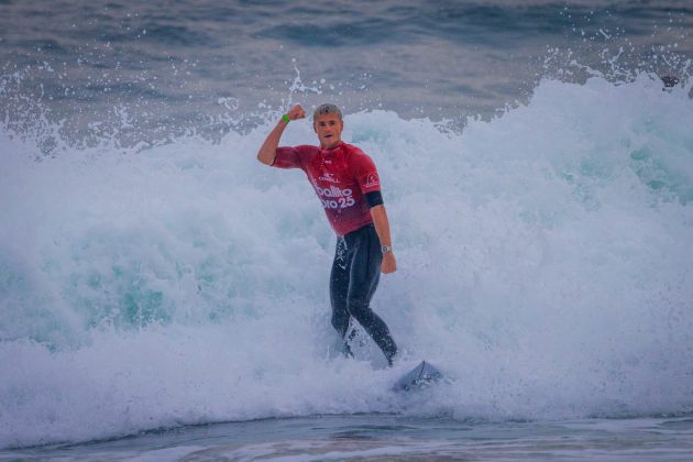 Luke Thompson, Ballito Pro 2025, Willard Beach, KwaZulu-Natal, África do Sul. Foto: WSL / Pierre Tostee.