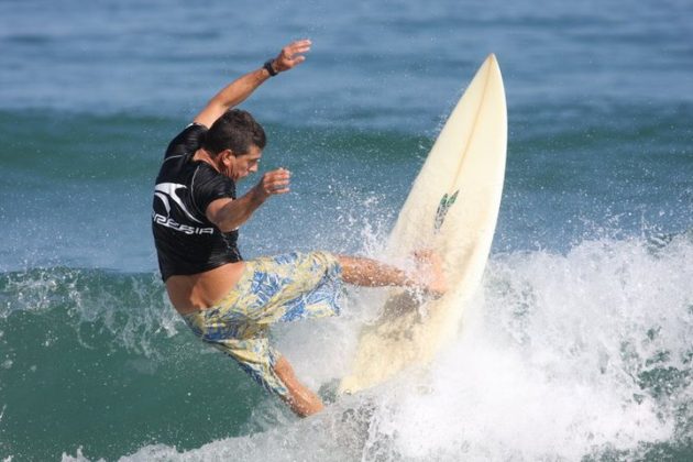 Paulinho do Tombo, Primeiro campeão brasileiro da história do Circuito de Surf Profissional. Foto: Reprodução.