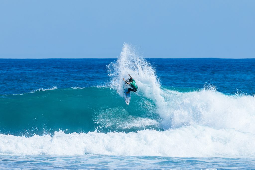 Samuel Pupo começa bem o Margaret River Pro 2026.