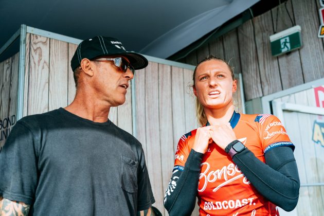 Leandro Dora e Lakey Peterson, Gold Coast Pro 2026, Snapper Rocks, Queensland, Austrália. Foto: WSL / Andrew Shield.