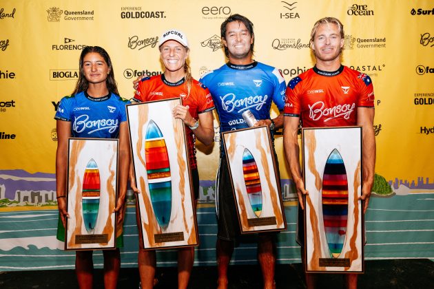 Luana Silva, Stephanie Gilmore, Connor O'Leary e Ethan Ewing, Gold Coast Pro 2026, Snapper Rocks, Queensland, Austrália. Foto: WSL / Beatriz Ryder.