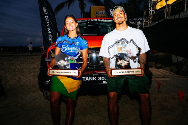 Luana Silva e Gabriel Medina, Gold Coast Pro 2026, Snapper Rocks, Queensland, Austrália. Foto: WSL / Beatriz Ryder.