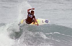 Danilo Costa detona e fatura Super Surf; Taís de Almeida vence no Feminino