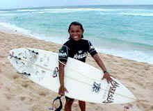 Tita Tavares A pequena gigante do surf feminino brasileiro