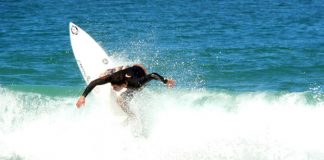 Surf e preservação conquistam Jaconé (RJ)