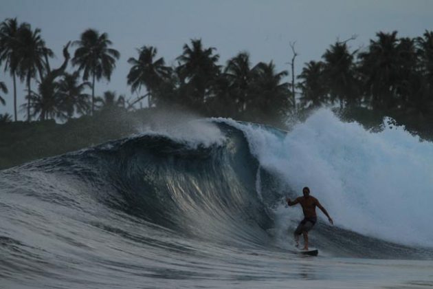 Alexandre Gardelin, Thunders, Mentawai. Foto: Bruno Veiga / Liquid Eye.