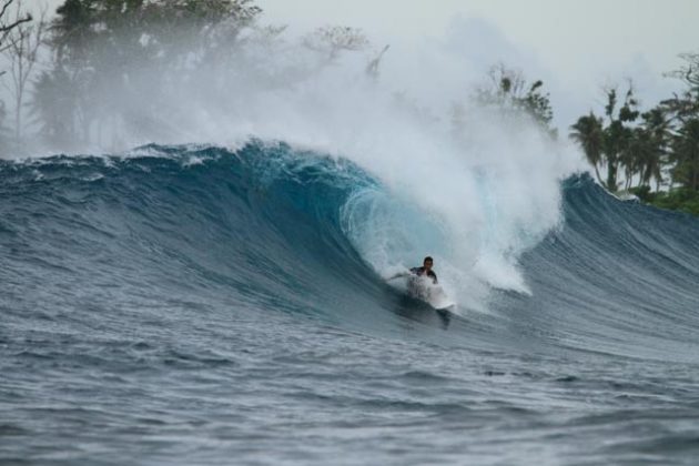Marcelo Tavares, Thunders, Mentawai. Foto: Bruno Veiga / Liquid Eye.