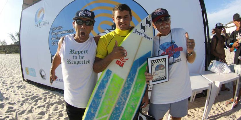 Familia Baldner, primeira etapa do Circuito Saquaremense 2013, praia de Itaúna, Saquarema (RJ). Foto: Luciano Santos Paula.