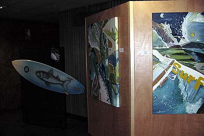 Exposição de pranchas na na Assembléia Legislativa do Estado de São Paulo em comemoração ao Dia do Surfe, em 2004.