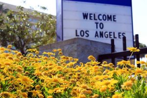 Los Angeles é a cidade mais populosa do estado da Califórnia.