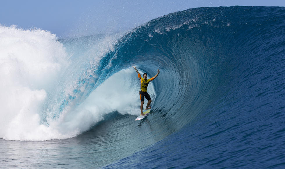 Gabriel Medina, primeiro brasileiro a ser campeão mundial em 2014.