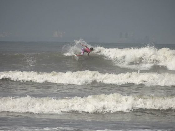 Caetano Karasiak Circuito Interno de Surf, praia do Itararé, São Vicente (SP). Foto: Divulgação.