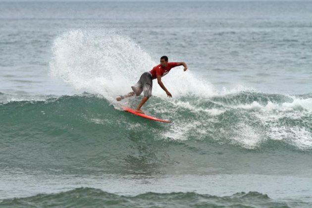 Circuito Estudantil de Surf, praia de Itamambuca, Ubatuba (SP). Foto: Renato Boulos.