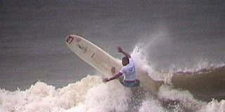Danilo Mulinha vence Santos Surf Festival