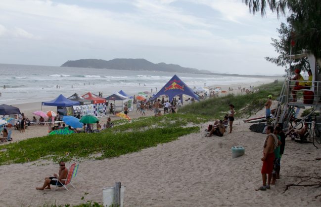Público Moçambique Surf 2015, praia do Moçambique, Florianópolis (SC). Foto: Basílio Ruy.