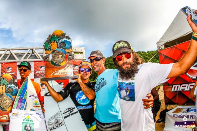 Patrick Tamberg, Robertinho e Iaponã , Noronha Surf Festival 2015, Cacimba do Padre, Fernando de Noronha (PE). Foto: Claudio Damangar.
