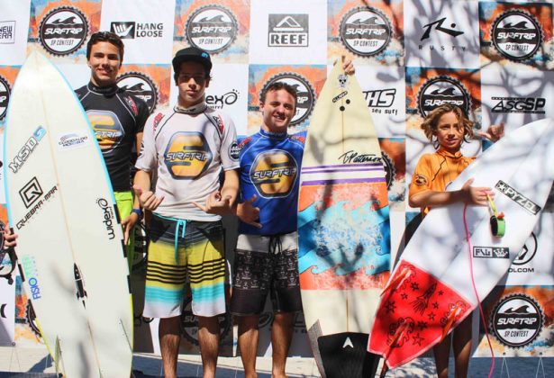 PodioJr Circuito Surf Trip SP Contest, segunda etapa, Pitangueiras, Guarujá. Foto: Thais Serra.
