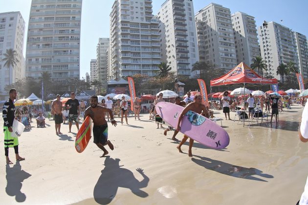Surf Trip SP Contest Foto Munir El Hage4 Circuito Surf Trip SP Contest, segunda etapa, Pitangueiras, Guarujá. Foto: Thais Serra.