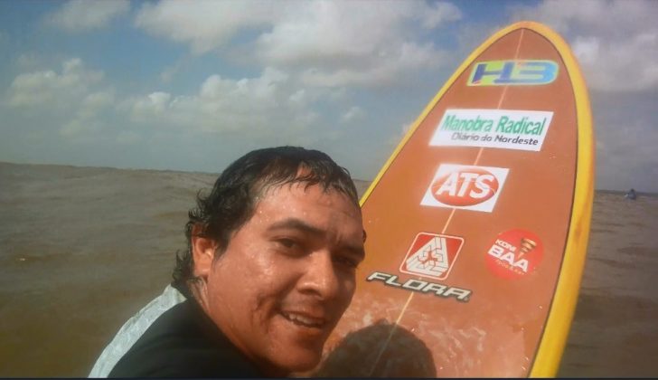 George Noronha no Rio Amazonas-Arquipélago do Marajó-PA 2 Expedição Pororoca do Marajó 2015 – Chaves - Pará. Foto: Luciano Amaral.
