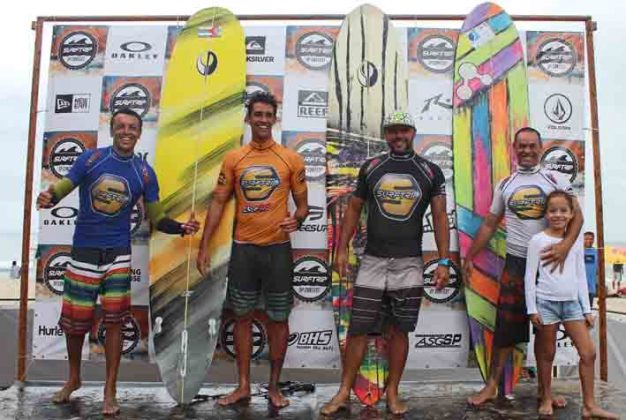 Longboard Surf Trip SP Contest, Maresias, São Sebastião. Foto: Adriana Berlinck.