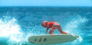 Phill Rajzman arrepia no filme Surf Adventures
