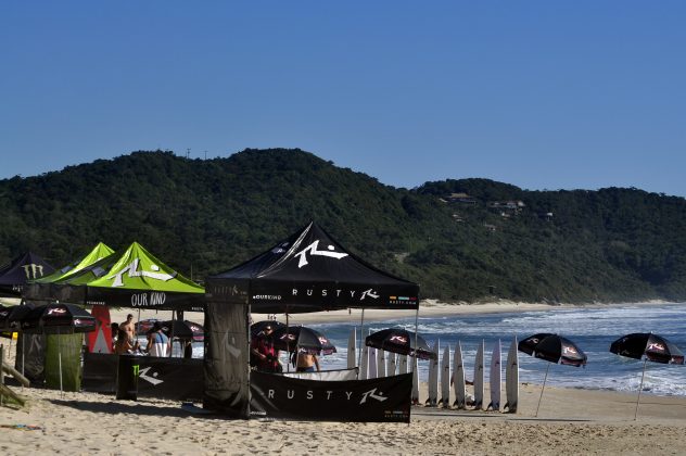  Test Ride Rusty Surfboards, praia do Rosa, Santa Catarina. Foto: Caio Guedes.