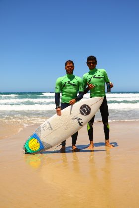Dupla DeLucca Rio Grande do Sul Test Ride Rusty Surfboards, praia do Rosa, Santa Catarina. Foto: Cristiano Rigo Dalcin.