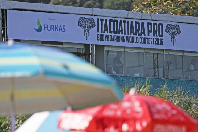 Itacoatiara Pro 2016, Niterói (RJ). Foto: Tony D'Andrea / Uma Rosa Filmes.