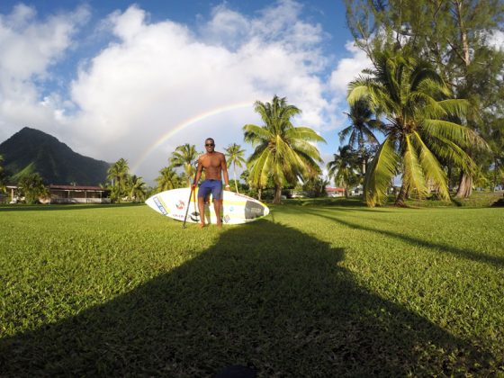 Lucas Medeiros, Tahiti 2016. Foto: Arquivo pessoal.