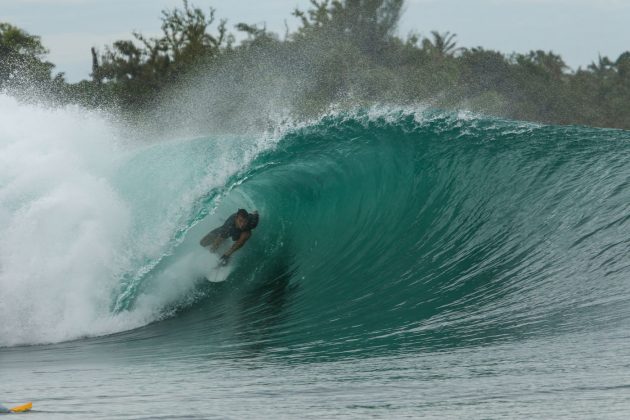 Tristan Bransby, Greenbush,, Mentawai. Foto: Bruno Veiga / Liquid Eye.