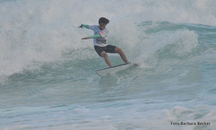 Pedro Martins, mirim segunda etapa do Arpoador Surf Club. Foto: Bárbara Becker.