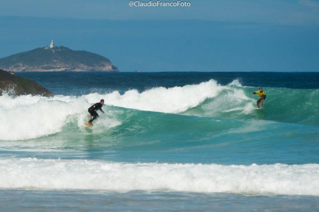 Daniel Miniman e Cezar Rodrigues, open segunda etapa do Arpoador Surf Club. Foto: Claudio Franco.
