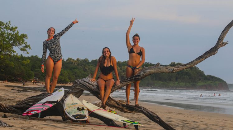 Natalia, Yasmin e Paola. Avellañas Trip Only Girls para a Costa Rica. Foto: Phil Rajzman.