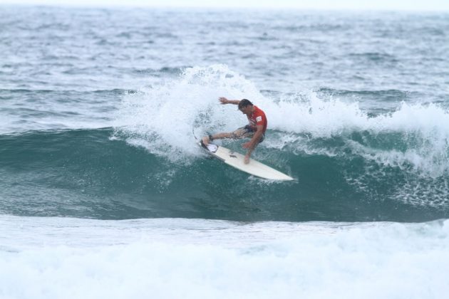 Raul Reis, Ubatuba Pro Surf 2016, Itamambuca (SP). Foto: Sylvia Lima.