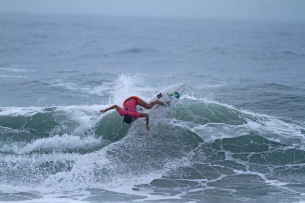 Silvana Lima Campeonato Brasileiro Wizard Surf Feminino, Praia de Itamambuca, Ubatuba. Foto: Aleko Stergiou.