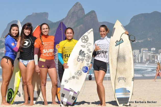 Feminino quarta etapa do Circuito Arpoador Surf Club, praia do Arpoador (RJ). Foto: Bárbara Becker.