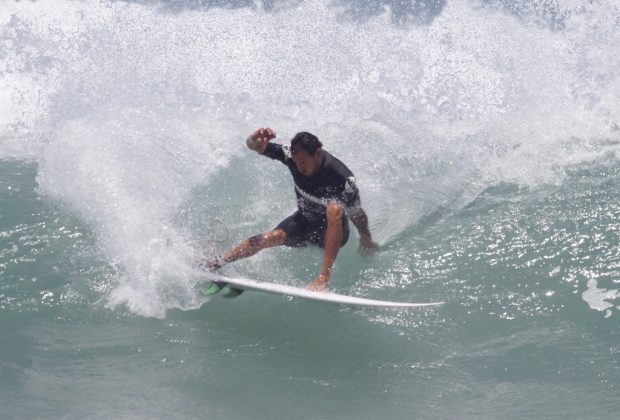Ramiro Rubim ASN LL Lagoinha do Leste, segundo colocado na categoria Open. Segunda etapa do Vida Marinha Surfing Games Interassociações 2016, praia do Santinho, Florianópolis (SC). Foto: Basílio Ruy.