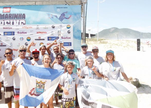 ASG Garopaba, vice-campeã da etapa Segunda etapa do Vida Marinha Surfing Games Interassociações 2016, praia do Santinho, Florianópolis (SC). Foto: Basílio Ruy.