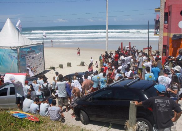  Segunda etapa do Vida Marinha Surfing Games Interassociações 2016, praia do Santinho, Florianópolis (SC). Foto: Basílio Ruy.