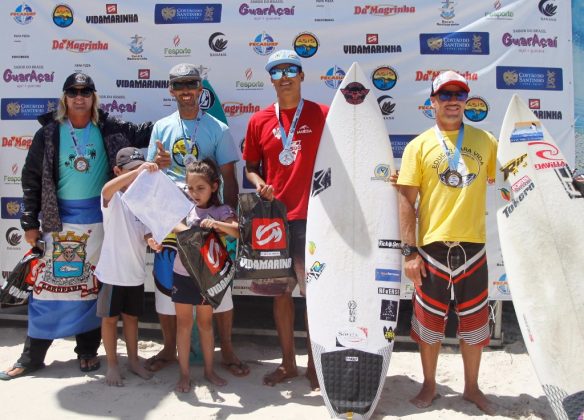 Pódio Master Segunda etapa do Vida Marinha Surfing Games Interassociações 2016, praia do Santinho, Florianópolis (SC). Foto: Basílio Ruy.